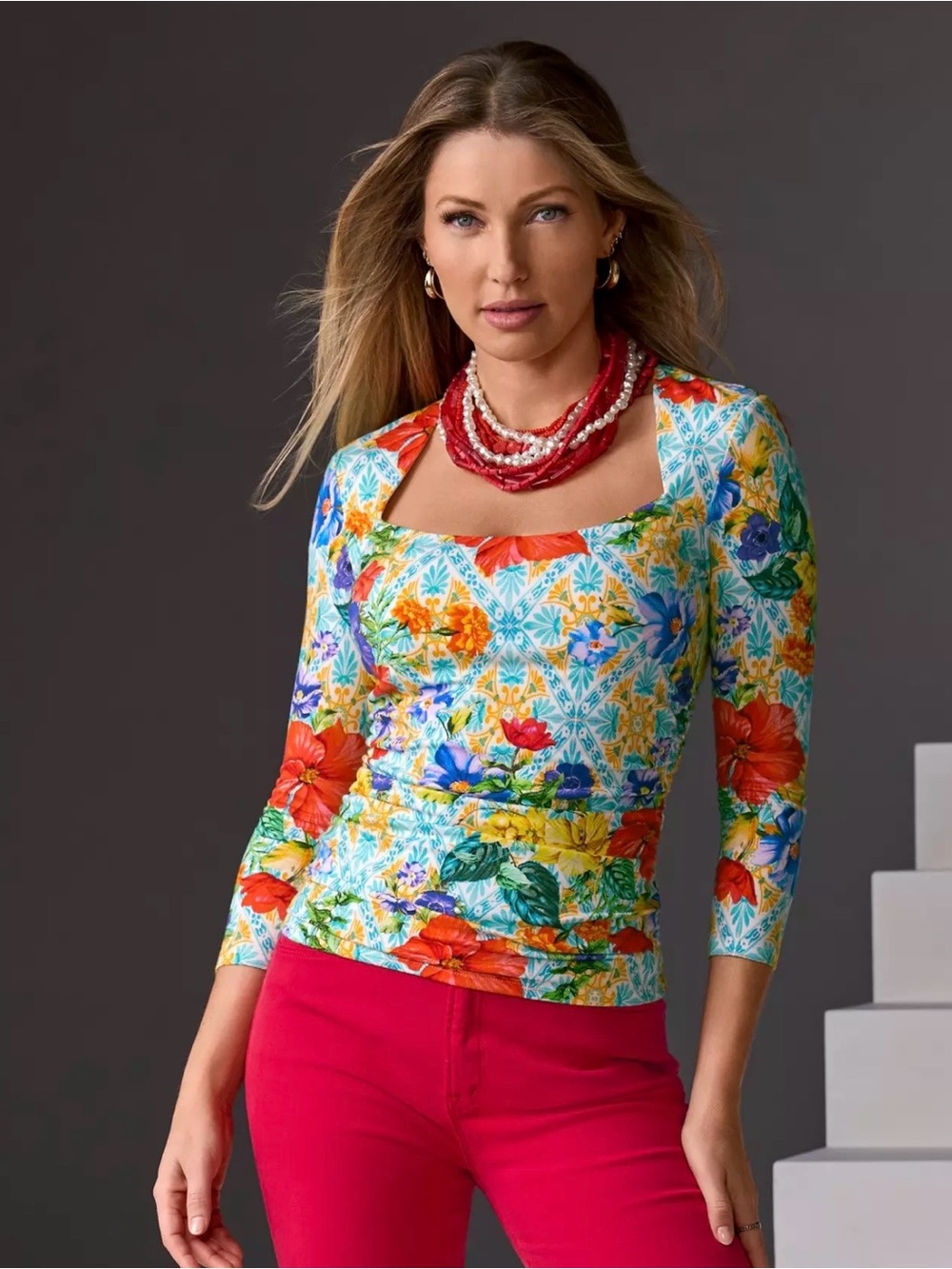 Boston Proper So Sexy Ruched 3/4 Sleeve Top Amalfi Tiles Statement Flattering